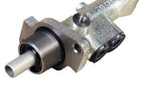 Головний гальмівний циліндр