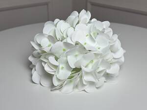 Гортензія штучна латексна h=70см. d=17 cm 1шт. Колір: білий