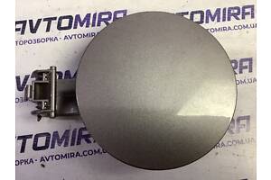 Лючок бензобака цвет GREY/8Q Hyundai i30 2007-2012 695101H500