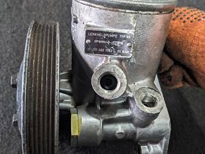 ГУР гидроусилитель руля насос MERCEDES BENZ 190 W201 D 2.0 1983-1993