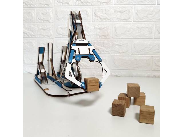 Гідравлічний екскаватор, Конструктор - Фото 2