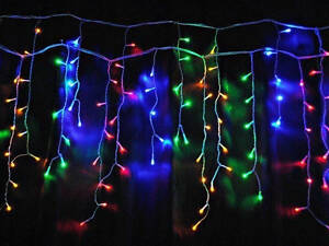 Гирлянда уличная Бахрома 5 м 120 Led (на белом проводе, с переходником) Цветная