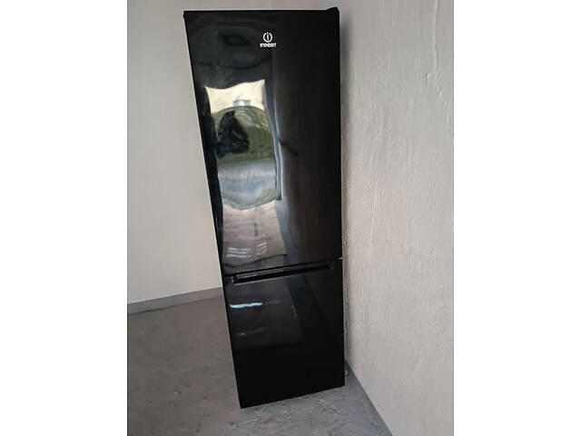 Холодильник с морозильной камерой Indesit LI8SN2E No Frost черный СТОК гарантия - Фото 1