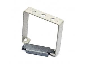 Хомут з поворотною рамкою 80х80 сірий.