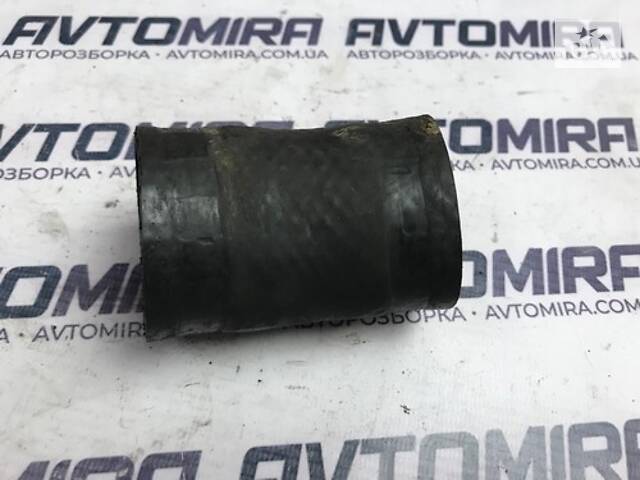 Патрубок интеркулера Honda CR-V III 2.2CTDi 2006-2012 17282RMAE01