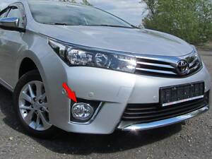 Хром кант на передние противотуманные фары Toyota Corolla 2013- кольца (пластик)