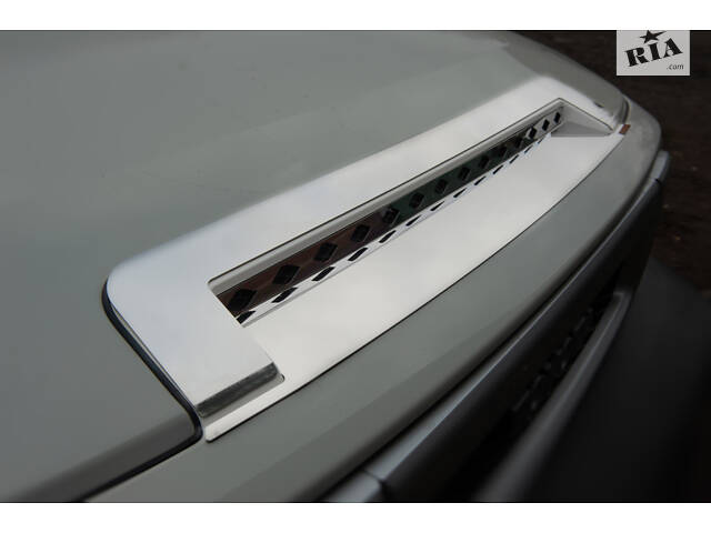 Хром накладки на капот (нержавіюча сталь) для Toyota FJ Cruiser