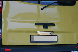 Хром планка над номером (Ляда, нерж) OmsaLine - Итальянская нержавейка для Nissan Primastar 2002-2014 гг