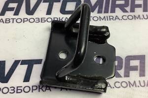 Кронштейн заднего сиденья правый Hyundai i30 2007-2012 897951H500