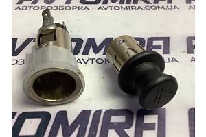 Прикурювач Hyundai i30 2007-2012 951101G500