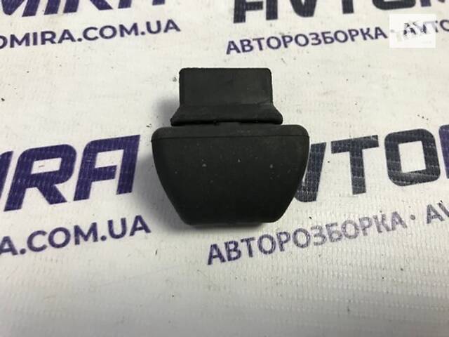 Демпфер кришки багажника Hyundai i30 Wagon 2007-2012 859562F200