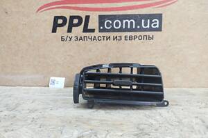 Hyundai Matrix 2001-2010 дефлектор повітропровід торпедо центральний лівий 97422-17000