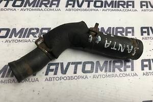 Патрубок системы охлаждения Hyundai Santa FE II 2.2 CRDI 2009-2012 256402F000