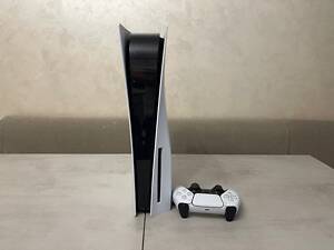 Ігрова приставка Sony Playstation PS5 CFI-1215A, Blu-ray + джойстик