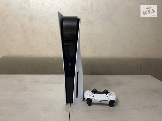 Ігрова приставка Sony Playstation PS5 CFI-1215A, Blu-ray + джойстик