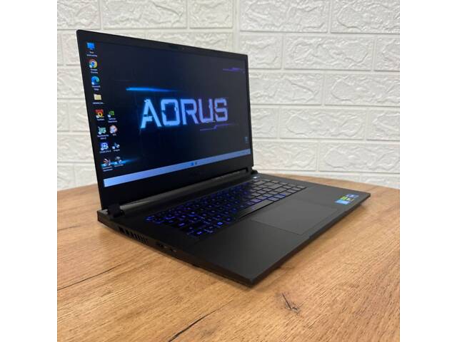 Игровой ноутбук Gigabyte Aorus 15 BMF / 15.6' (1920x1080) IPS / Intel Core i5-13500H (12 (16) ядер по 3.5 - 4.7 GHz) / 1 - Фото 4