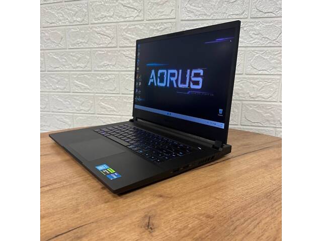 Игровой ноутбук Gigabyte Aorus 15 BMF / 15.6' (1920x1080) IPS / Intel Core i5-13500H (12 (16) ядер по 3.5 - 4.7 GHz) / 1 - Фото 5
