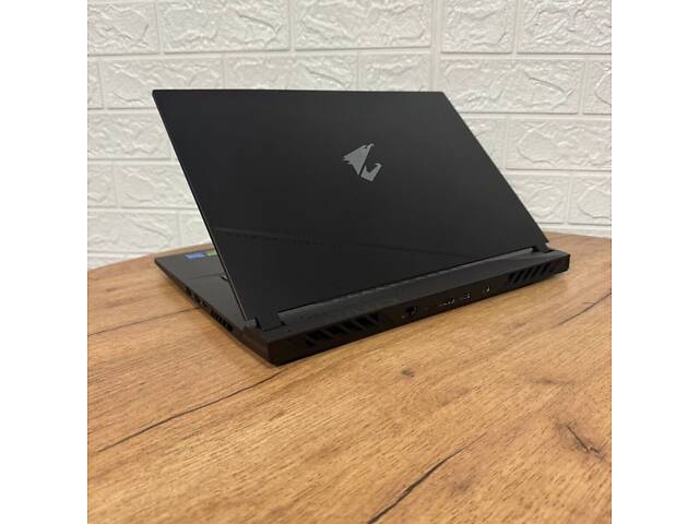 Игровой ноутбук Gigabyte Aorus 15 BMF / 15.6' (1920x1080) IPS / Intel Core i5-13500H (12 (16) ядер по 3.5 - 4.7 GHz) / 1 - Фото 6