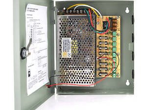 Импульсный блок питания 12V-15A/9CH в боксе с замком перфорированный, 9-ти канальный, Q20