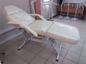 Продам Косметологічне крісло - кушетка для косметології та масажу