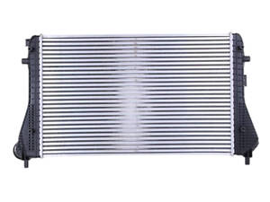 Интеркулер Audi A3 2003-2013 Nissens 96542 Seat Altea