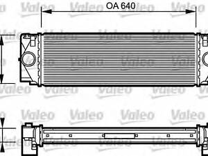 Интеркулер MB Sprinter 3-t3,5-t5-t 2,2-3,5 06 VALEO 817994 на MERCEDES-BENZ SPRINTER 3-t автобус (906)