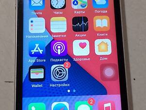 iPhone se 2016 продам.