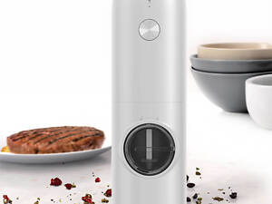 Подрібнювач для перцю Maestro MR-1615-WHITE 5х5.5х18 см білий