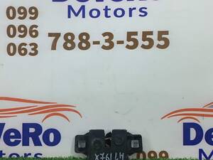 Jaguar F-Pace X761 Замок капота левый