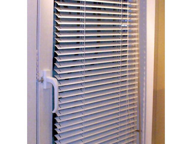 Жалюзи пластиковые 105х110см - Фото 1