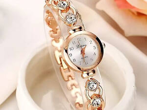 Женские часы Lvpai с металлическим браслетом Золотистый