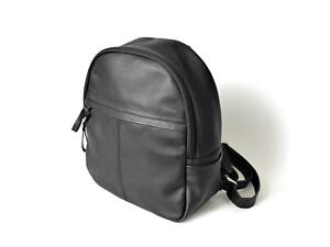 Жіночий шкіряний рюкзак міський 'Pesca' чорний