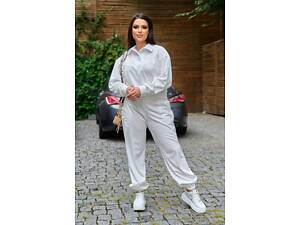 Жіночий костюм-двійка колір білий
