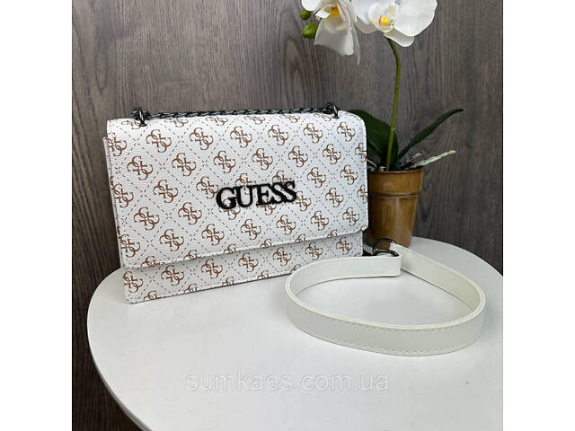 Качественная женская мини сумочка клатч на цепочке стиль Guess черная сумка на плечо Бежевый - Фото 3