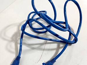 Качественный кабель Ethernet, витая пара, патч корд, длина ~1,8м. Новый!