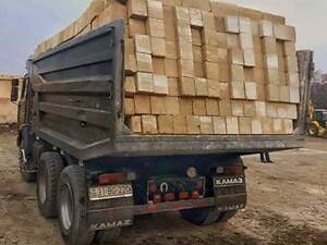 Камінь ракушняк пісок щебінь відсів глина земля дрова