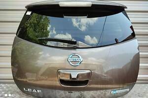 КАМЕРА . ДВИГУННЯ NISSAN LEAF ТА КРИШКА