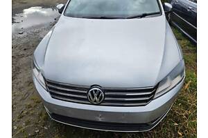 Капот Кришка двигуна передня VW Passat B7 LA7W срібляста