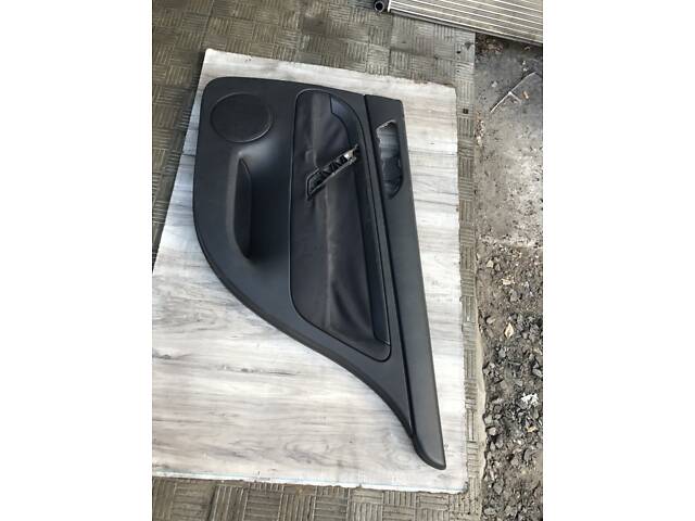 Карта дверей задня права Skoda Superb 1.8 бензин 2007 р, б.в. 3U5867210A - Фото 1