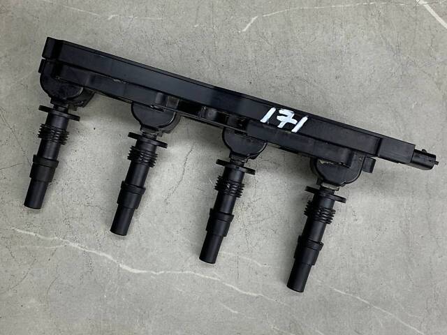 Катушка зажигания Opel Zafira A 1.8 - Фото 1