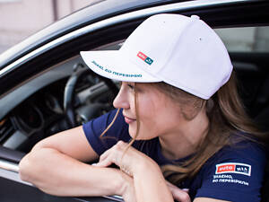 Кепка біла “Знаю, бо перевіряю”