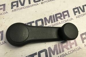 Ручка склопідйомника Kia Ceed 2006-2012 8263022001EQ