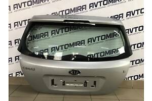 Крышка багажника Kia Ceed HB цвет 9S 2006-2012 737001H000