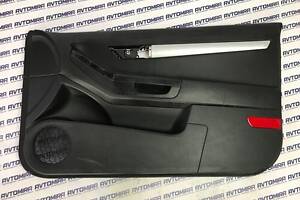 Обшивка правих дверей Kia Ceed Pro 2006-2012 823101H300