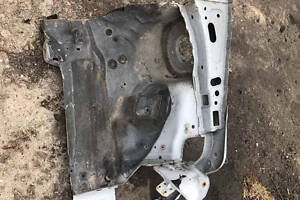 KL0415 5710142110 Лонежерон со стаканом перед R Toyota RAV4 06- 0