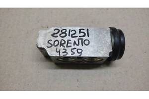 Клапан кондиционера KIA SORENTO XM 09-14 97604-2B100