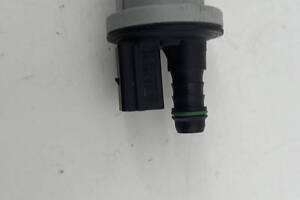 Клапан вентиляции топливного бака Skoda 1.0 TSI 2019 гг 05C906517B