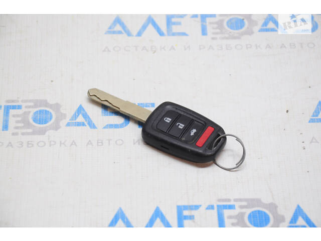 Ключ Honda Accord 13-17 4 кнопки, подряпини на емблемі
