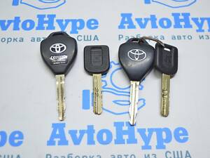 Ключ Toyota Camry v50 12-14 европа 3 кнопки 89070-33B40