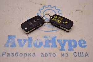 Ключ VW Passat b8 USA 4 кнопки раскладной (02) 5K0-837-202-AK-INF